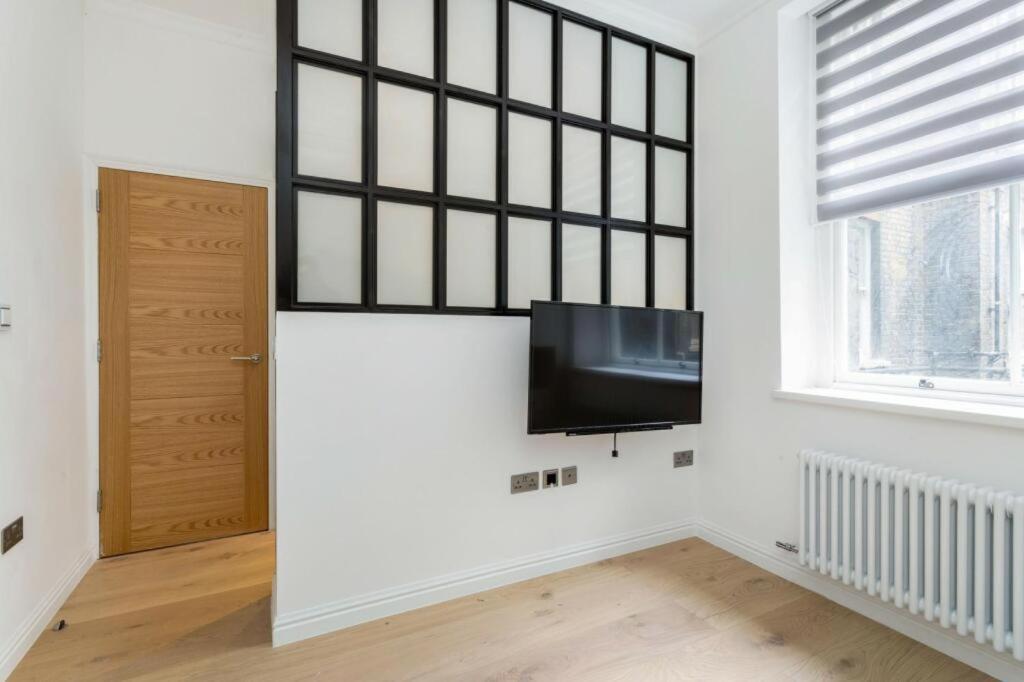 Modern Chelsea Flat, 3Bd 2Bath, With Parking Διαμέρισμα Λονδίνο Εξωτερικό φωτογραφία