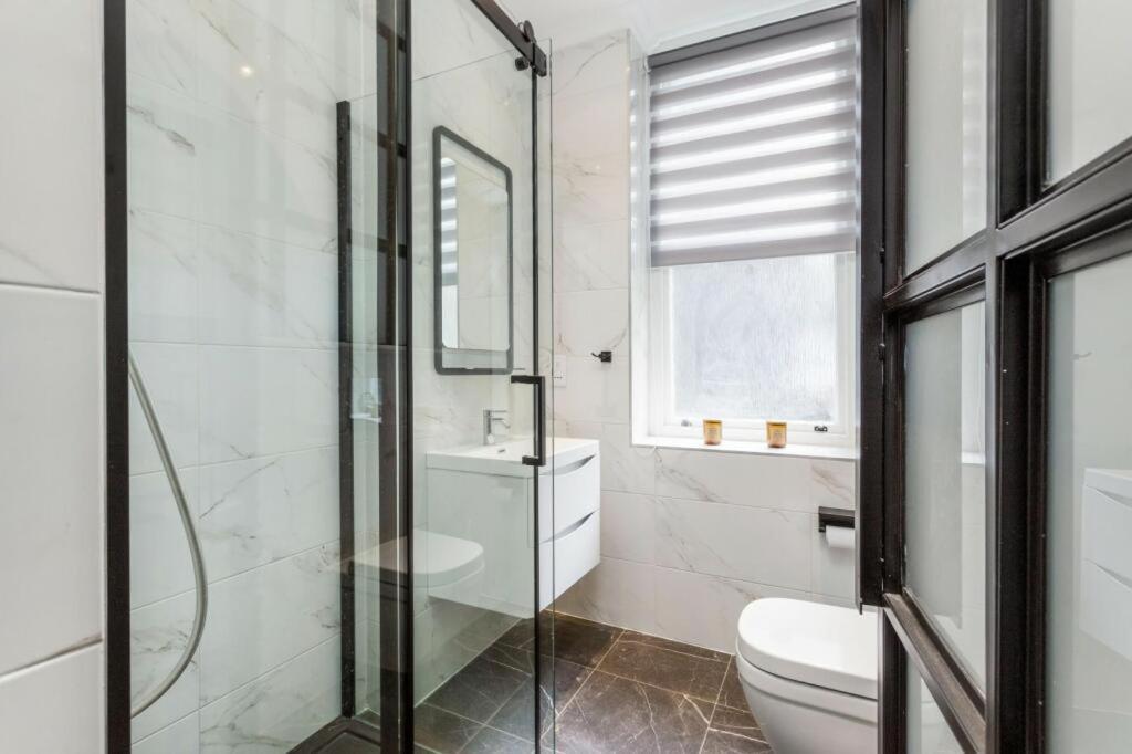 Modern Chelsea Flat, 3Bd 2Bath, With Parking Διαμέρισμα Λονδίνο Εξωτερικό φωτογραφία